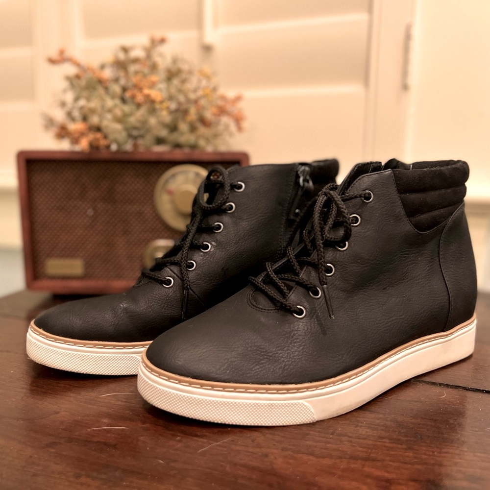 Dr. Scholl’s Black Wedge Faux Leather Bootie